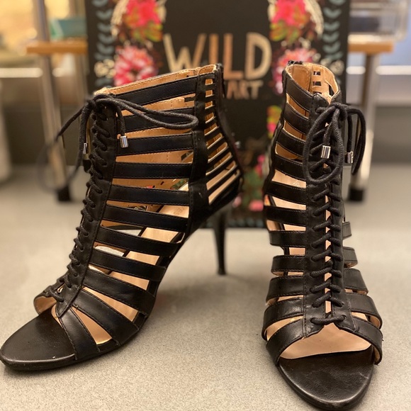 Nine West Shoes - *sold* Nine West 4” blk heels
